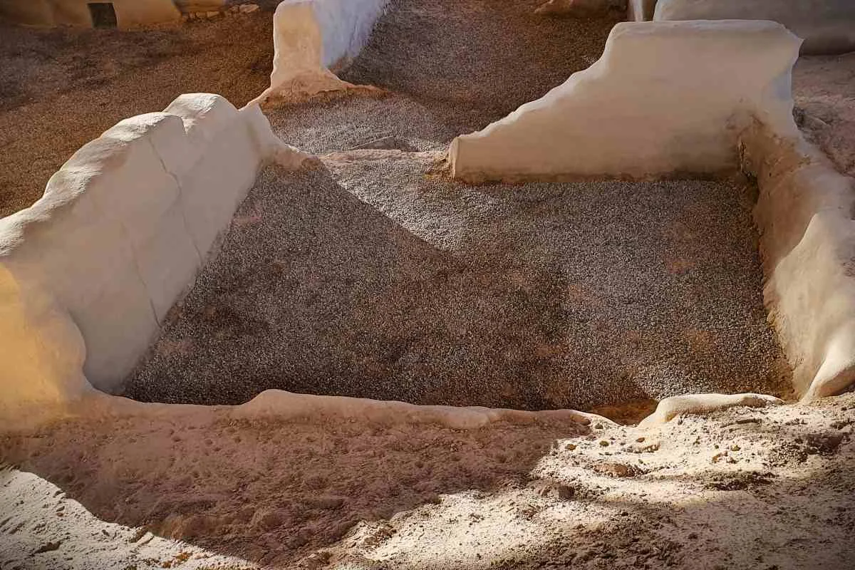 Aqaba Church — Look at the surviving detail Close view of low preserved wall surfaces at Aqaba Church