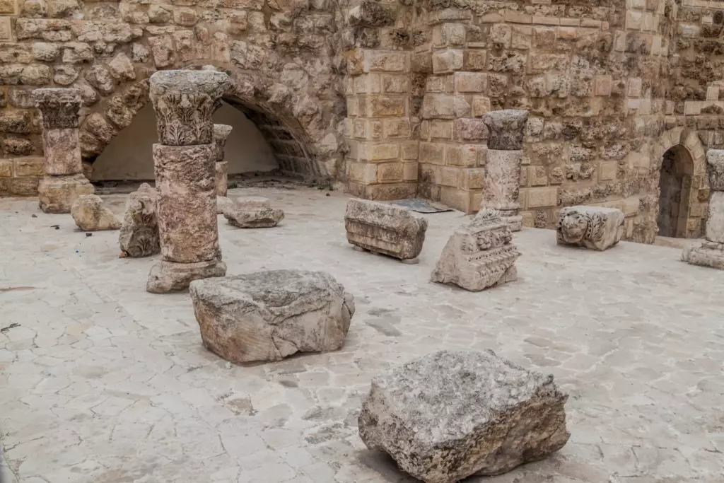 Amman — Fragments of the Nymphaeum Columns and weathered masonry at the Roman Nymphaeum in Amman